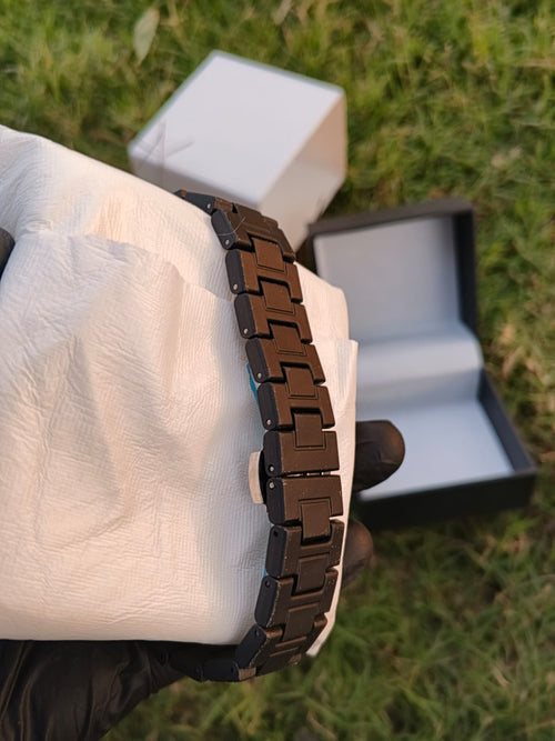 Black Aura | The "Eclipse" Dual-Tone Arabic Edition