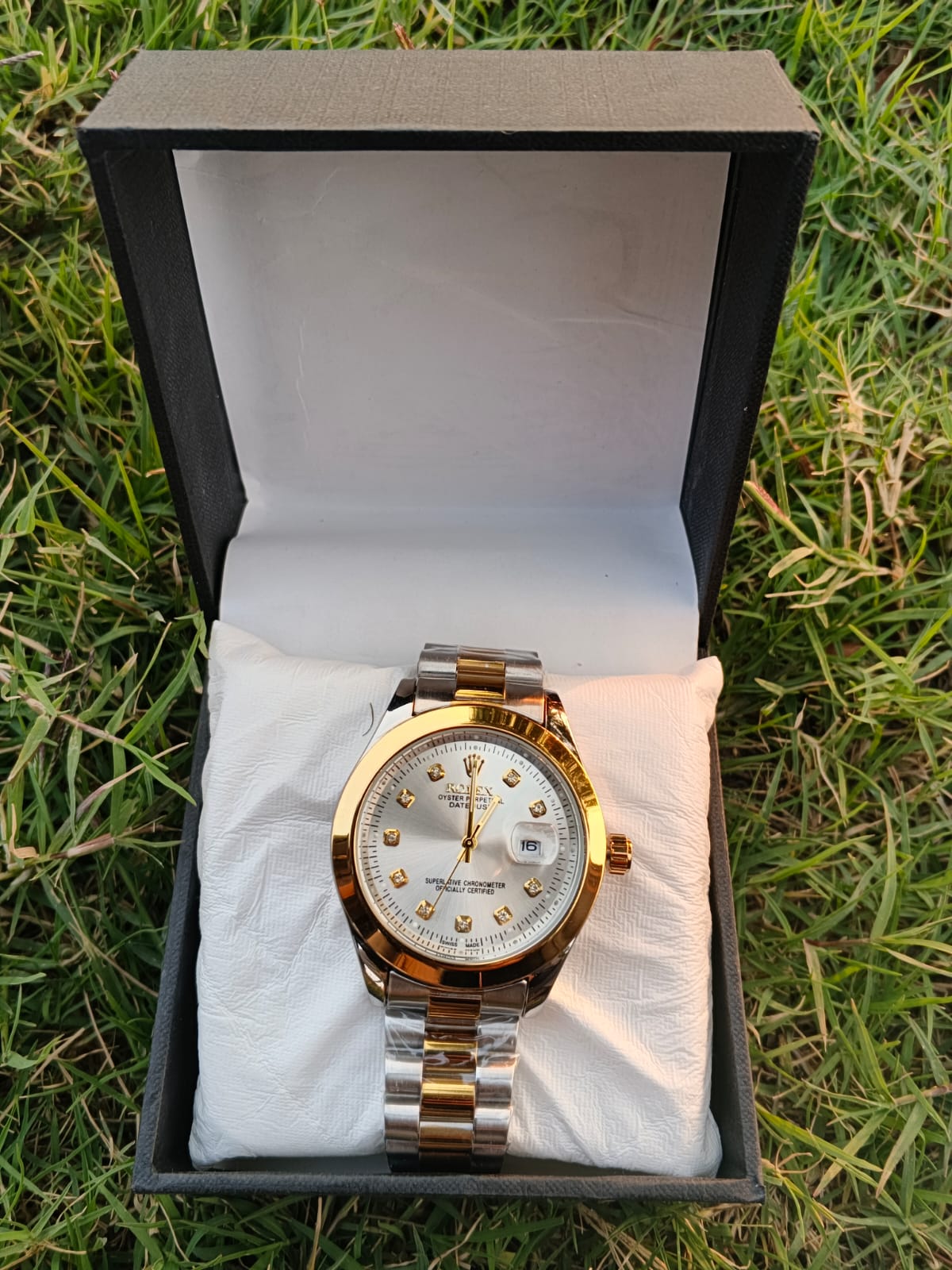 Rolex Oyster Perpetual Datejust Two-Tone Gold & Silver Men’s Watch with Silver Diamond Dial